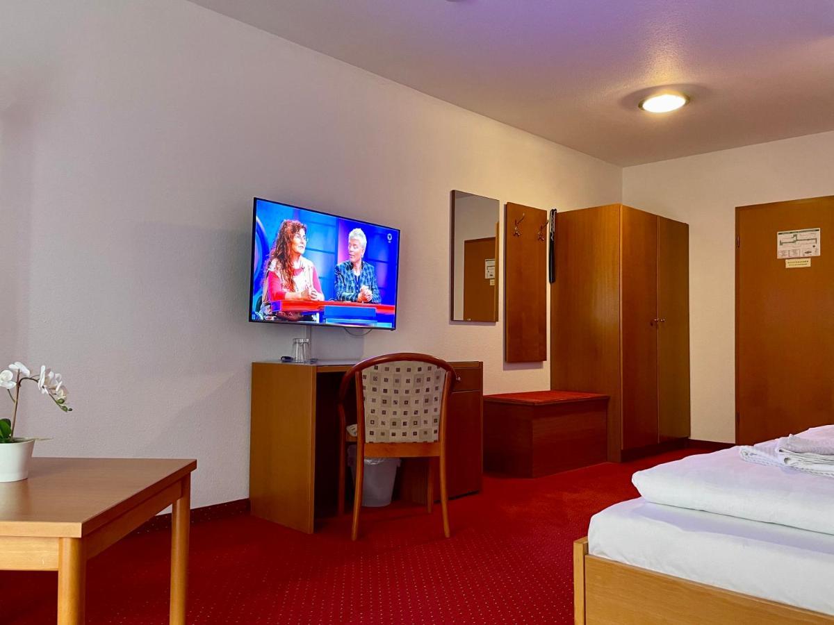 Gut-Hotel Pommernhotel Barth Exteriör bild